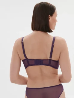 CÉLESTE