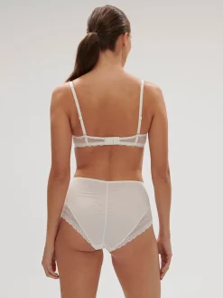 DESTINÉE