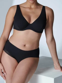 EUGÉNIE