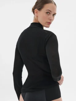 LIGHT KNIT
