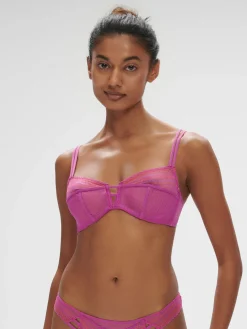PIA