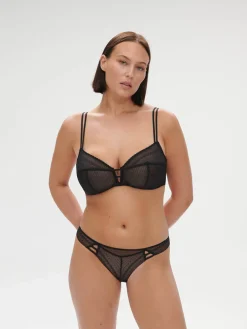PIA