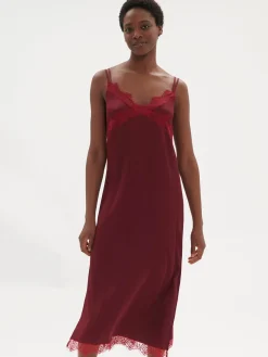 SATIN SECRETS