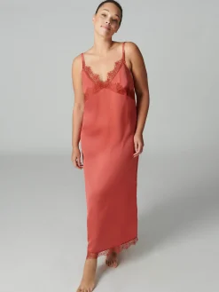 SATIN SECRETS
