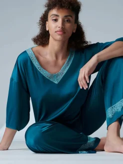 SATIN SECRETS