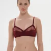 ÈVE