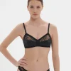 ÈVE