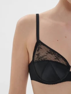 ÈVE