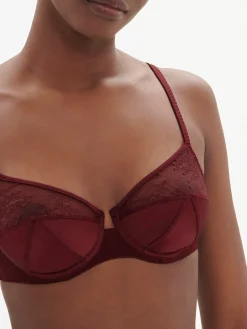 ÈVE
